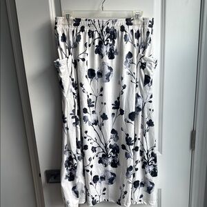 Black Purple and White Midi Skirt with Pockets!